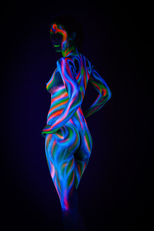 Fluo blacklight Body paint Photography by Marco Mazzini 