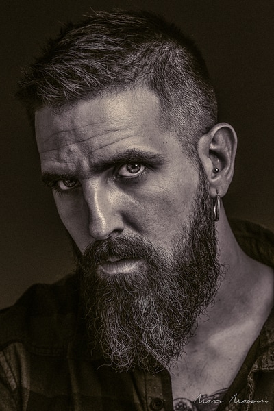 Photographie de portrait homme barbu de Marco Mazzini Luxembourg